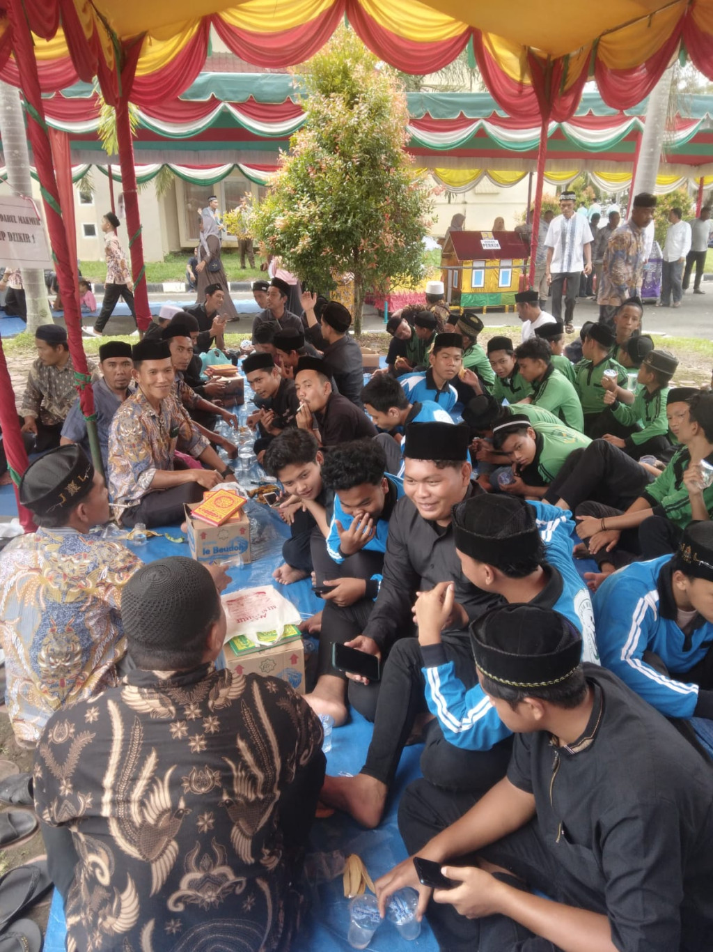 Kelompok Zikir Maulid Gampong Blang Baro Mengahadiri Acara maulid Akbar di Kabupaten Nagan Raya 